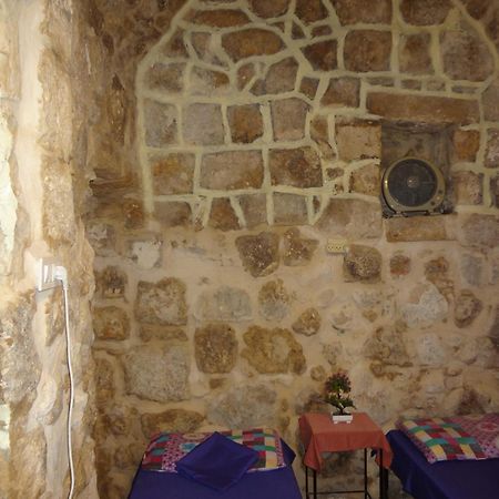 Jaffa Gate Hostel Jerusalem Room photo