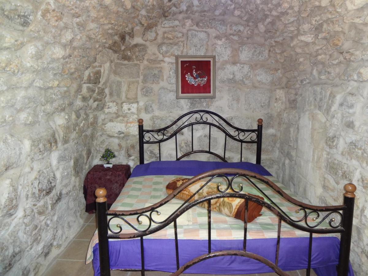 Jaffa Gate Hostel Jerusalem Exterior photo